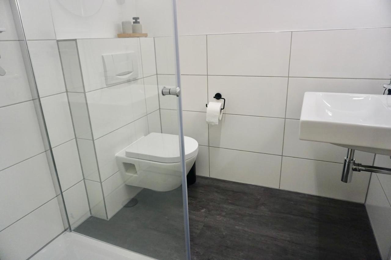 Landhotel Strandallee Wunstorf Exteriör bild