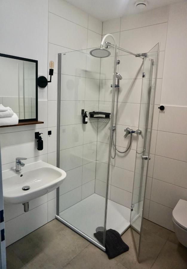 Landhotel Strandallee Wunstorf Exteriör bild